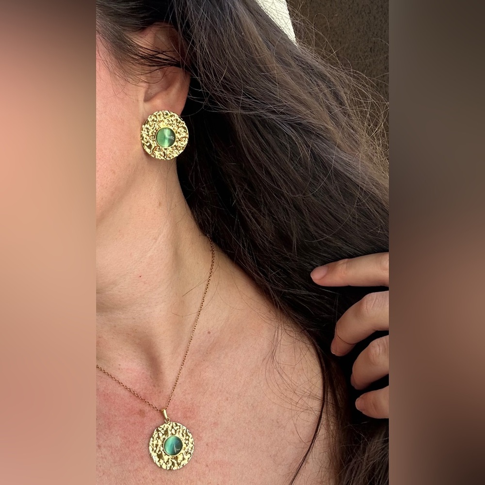 Green Stone Necklace and Earrings set | Gold Plated